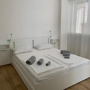 Studio Apartment Zadar